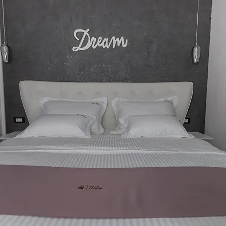 Lorena Вилла Цриквеница