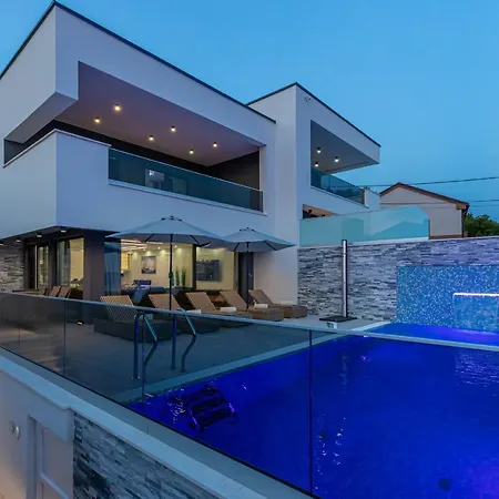 Villa Lorena *