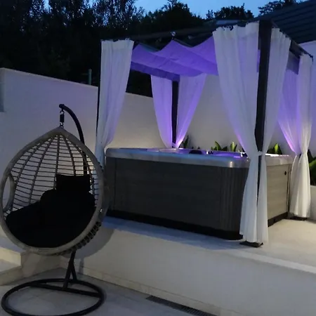 Villa Lorena *