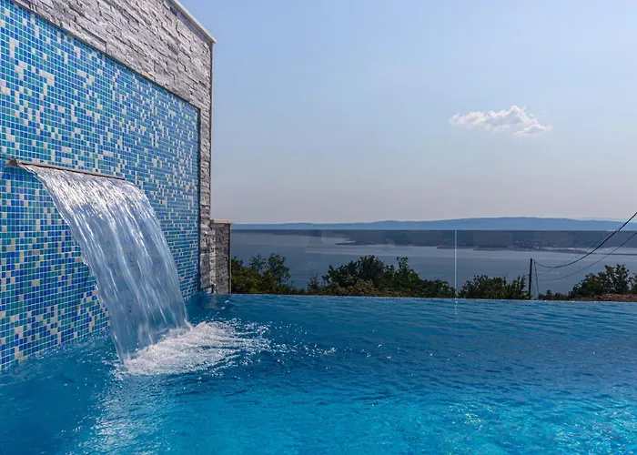 Lorena تْسْغيكفانِتْسا