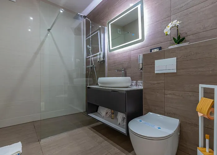 فيلة Lorena تْسْغيكفانِتْسا